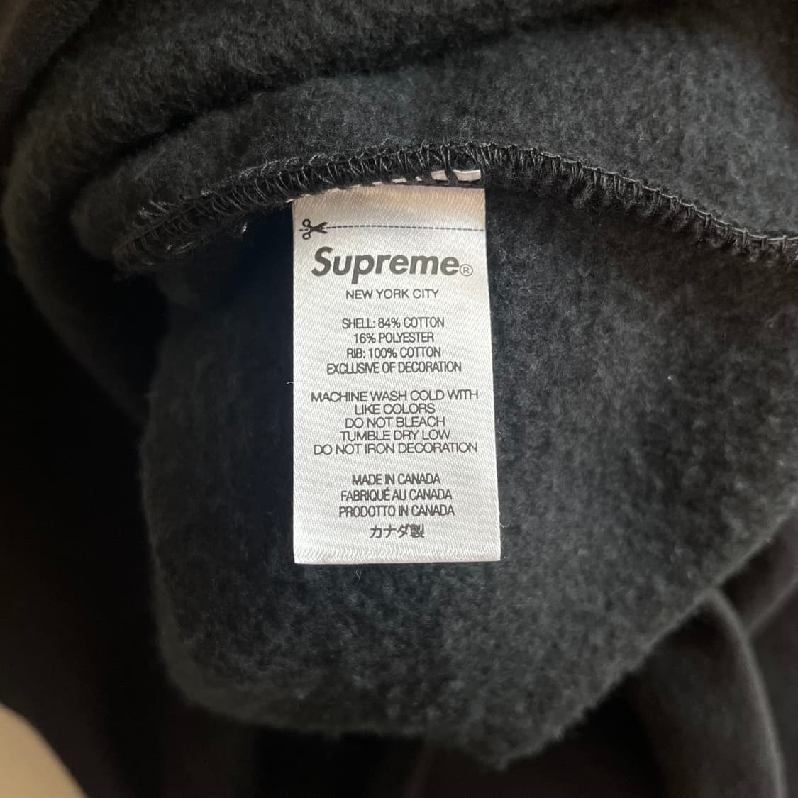 슈프림 22FW 박스 로고 크루넥 맨투맨 블랙 상품이미지5
