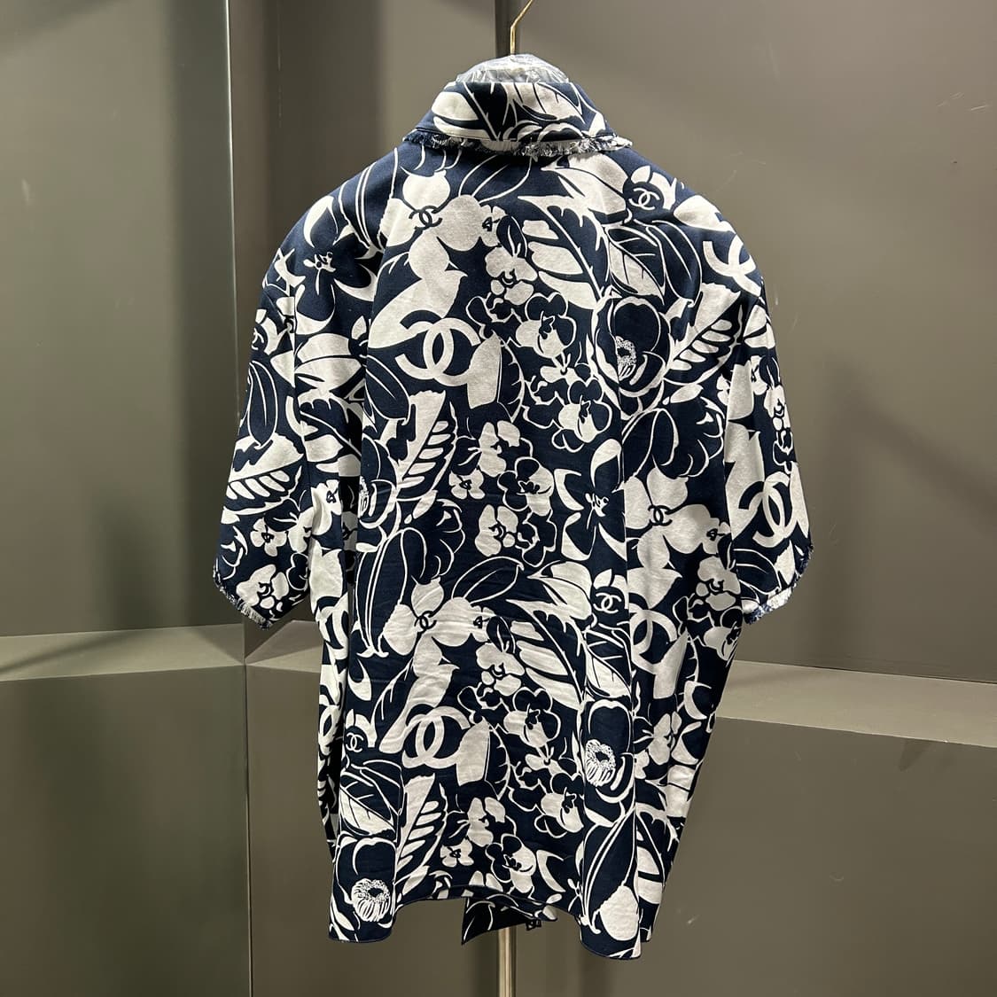 샤넬 플로럴 CC로고 셔츠 상품이미지7