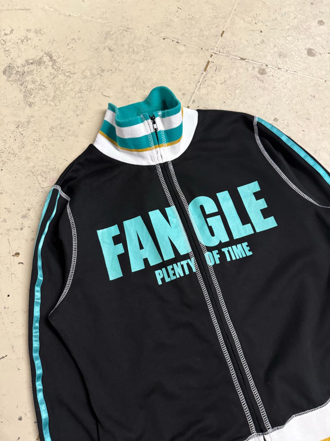 side line lettering point zip-up 상품이미지7