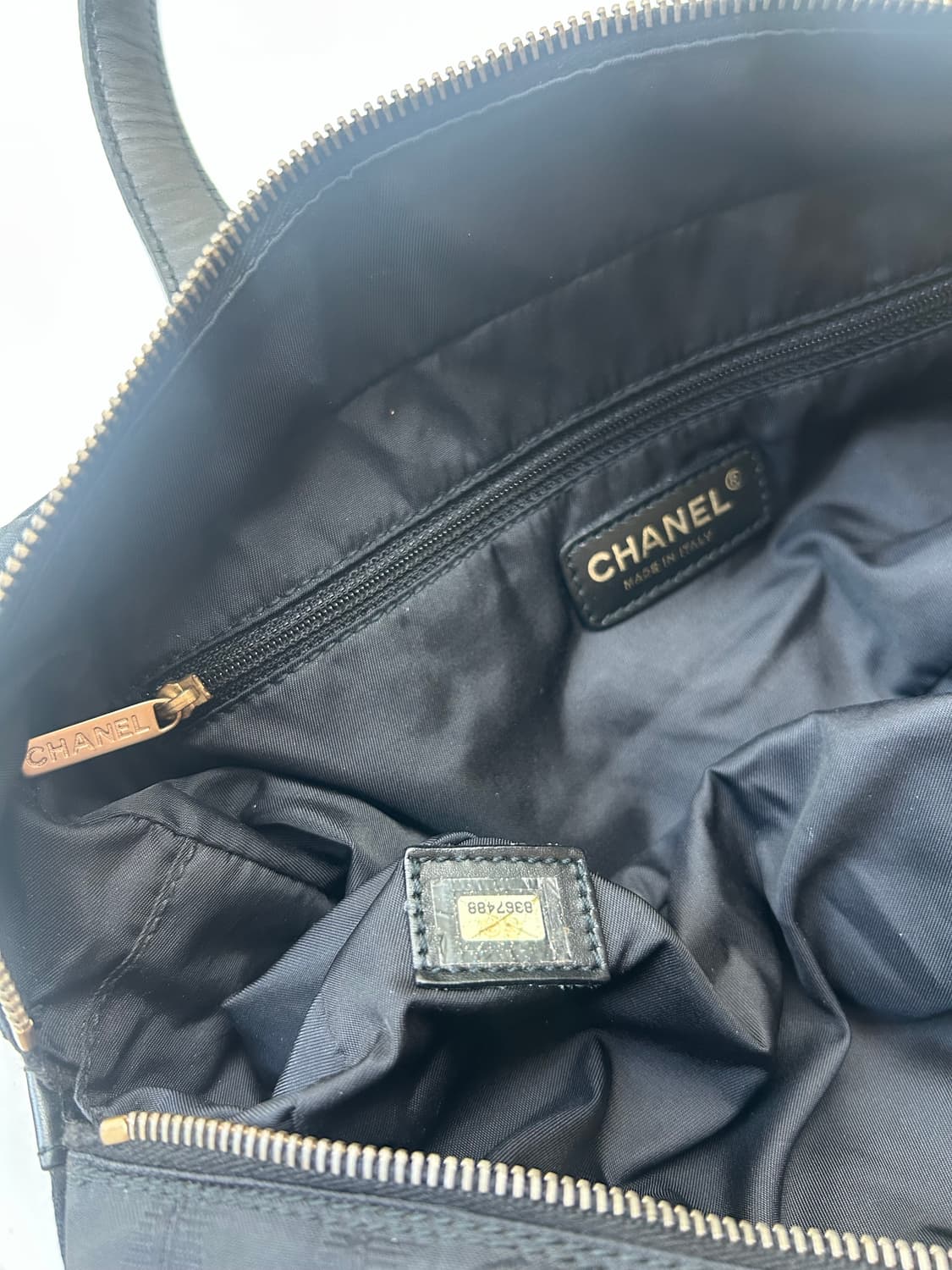데일리🖤)) 샤넬 정품 빈티지 뉴트래블라인 보스턴 블랙 숄더백 상품이미지5
