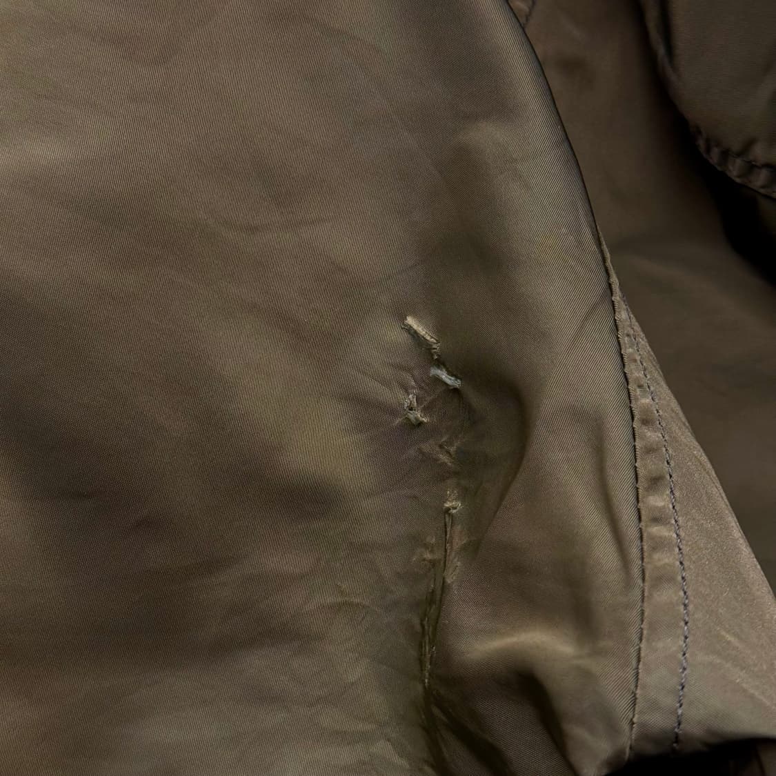 알파 인더스트리 N-2B 패딩 자켓 상품이미지4