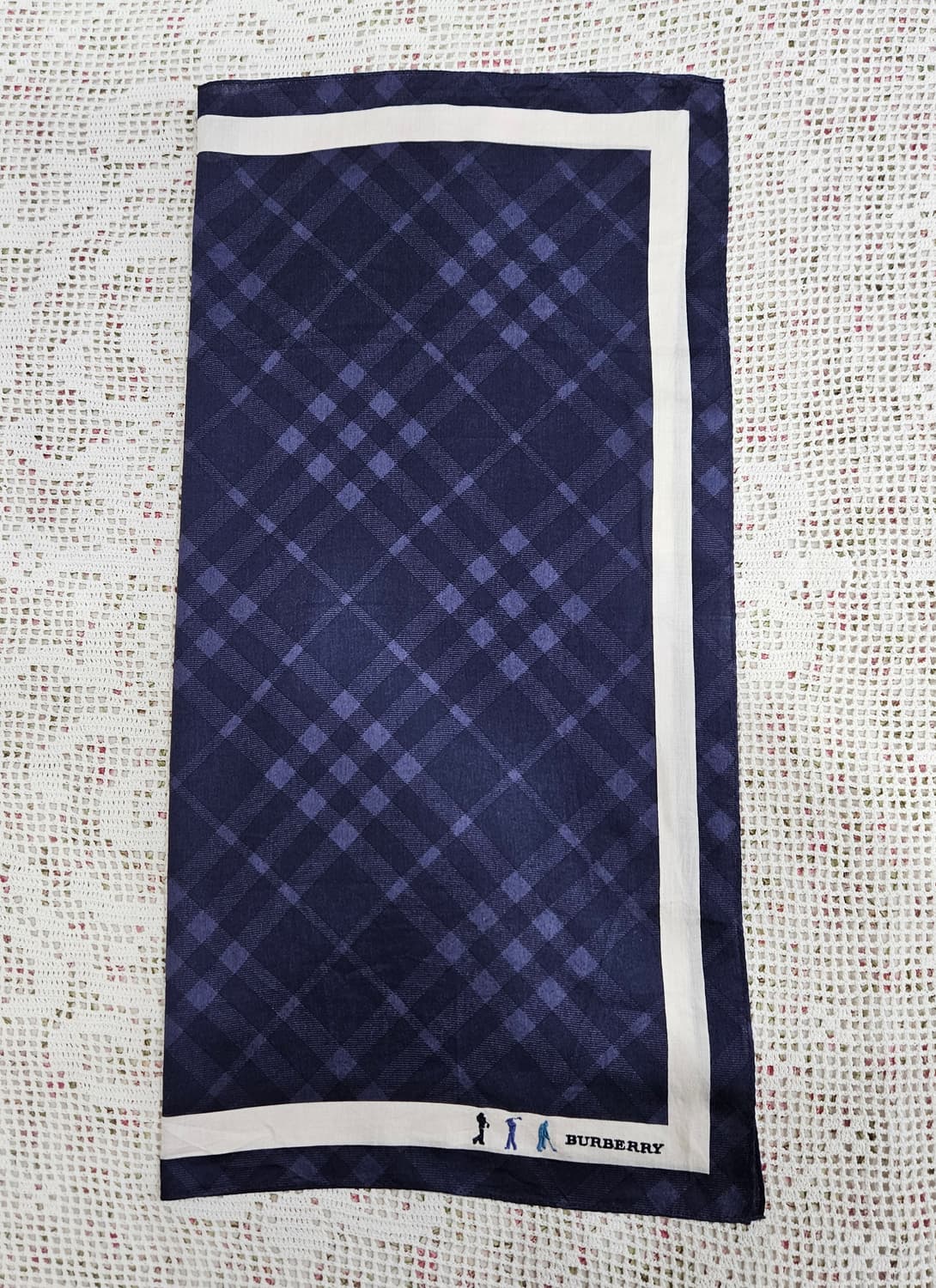 버버리(BURBERRY) 다크네이비 체크 손수건 상품이미지3