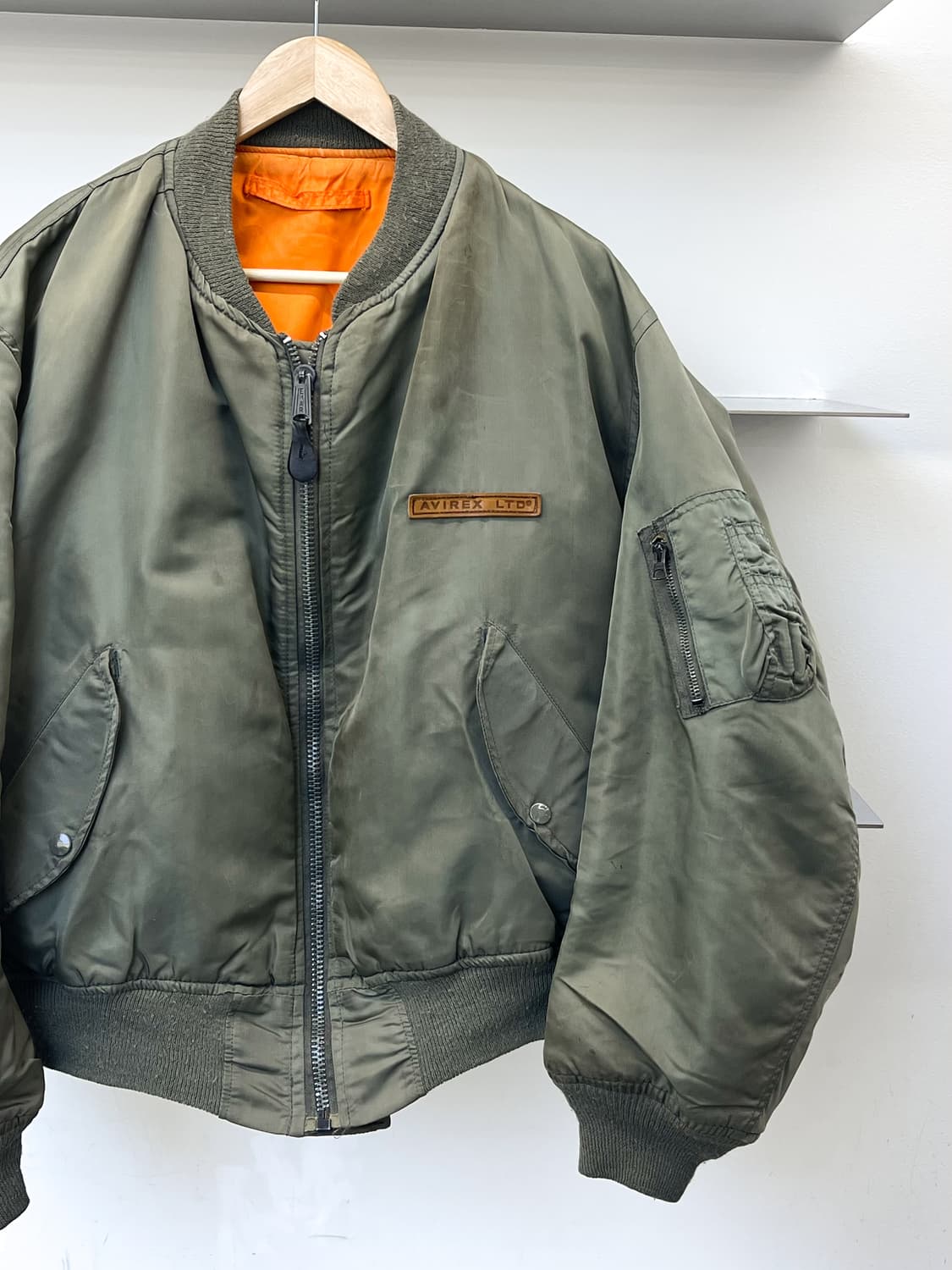 아비렉스 90s VF-117 프라이배티어스 Ma-1 자켓 상품이미지3