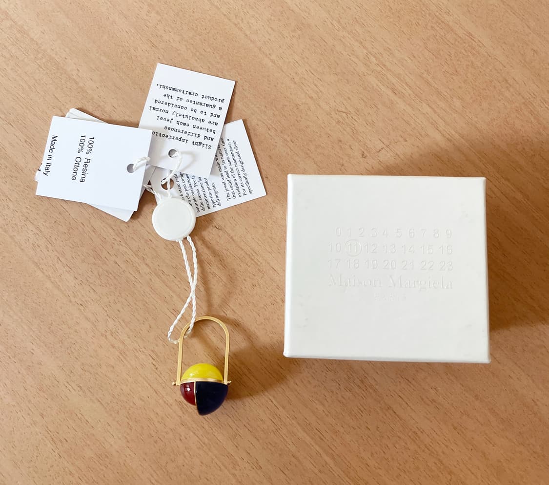 메종 마르지엘라 컬러 볼 링 상품이미지3