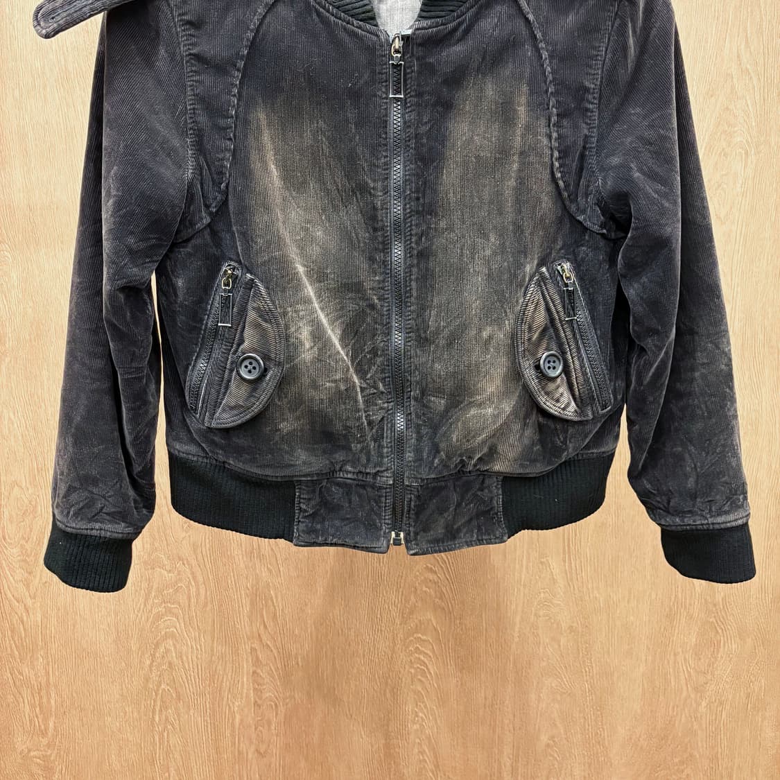 폴스미스 핑크 크롭 집업 자켓 빈티지 워싱 코듀로이 포켓 디테일 흑청 상품이미지5