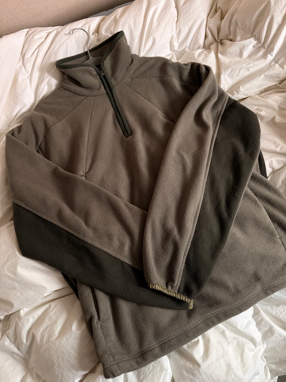 엑슬림 ep6 하프 집업 판매합니다. 상품이미지2