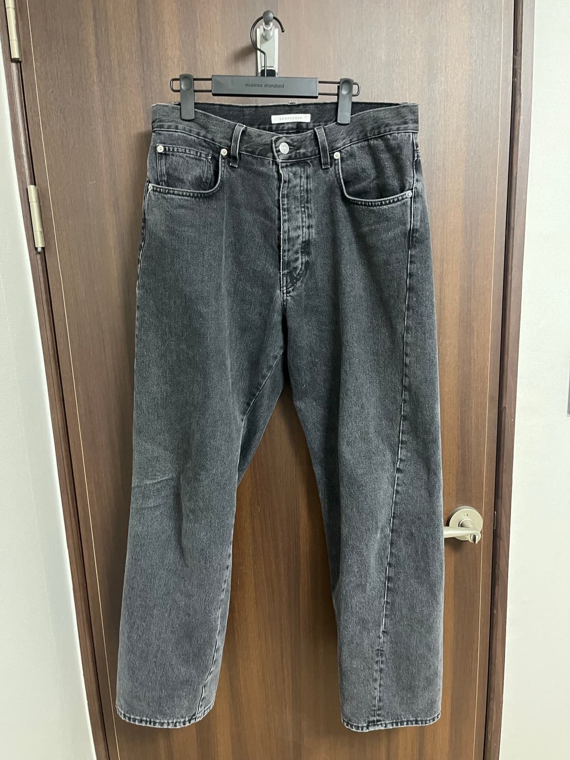 선플라워 와이드 트위스트 워시드블랙 32사이즈 상품이미지1