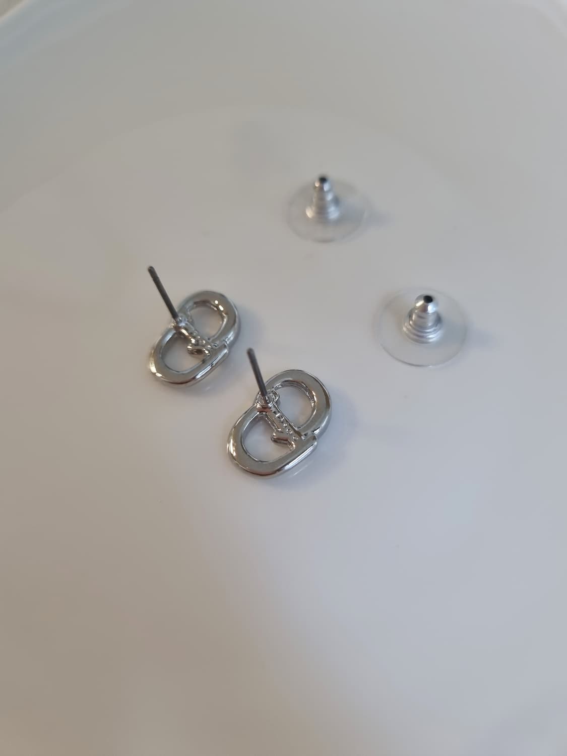 디올 업사이클링 은장 귀걸이 상품이미지5