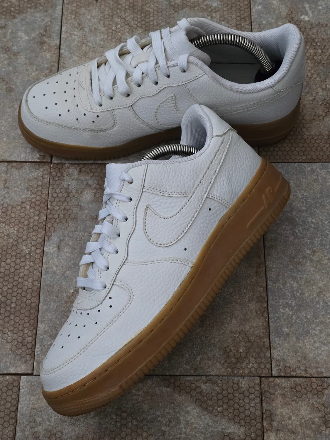 (240)나이키 에어포스 1 로우 화이트 검 상품이미지3