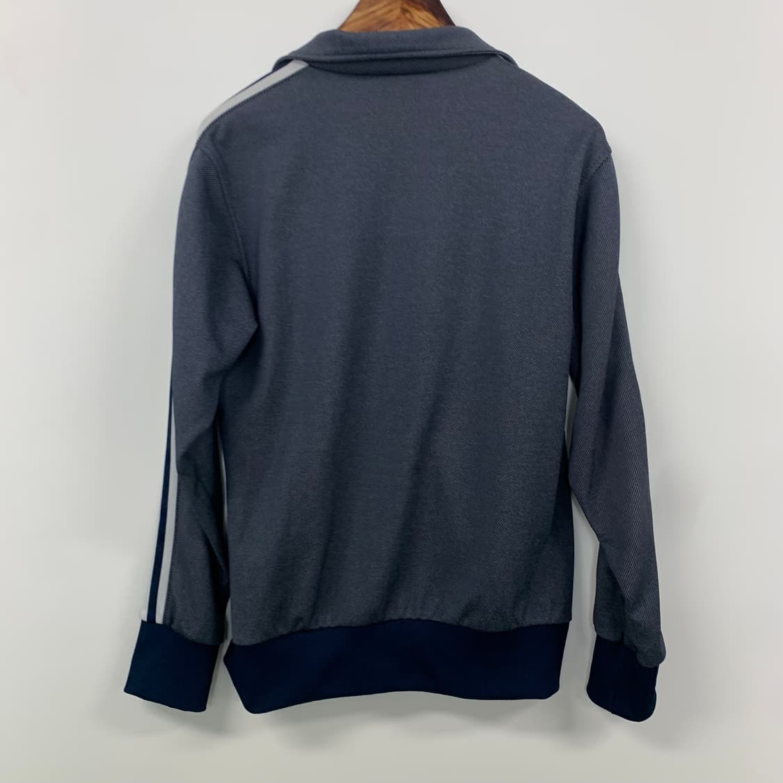 아디다스 사이드라인 해링본 트랙탑 져지 상품이미지3