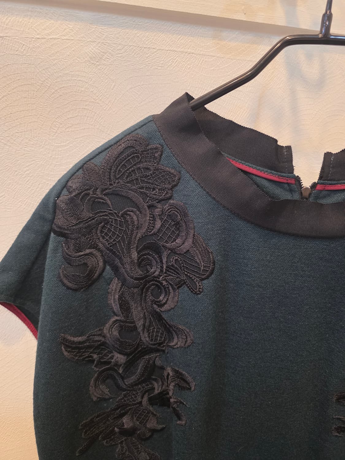 데코 블랙 레이스 장식 그린 박스원피스 상품이미지1