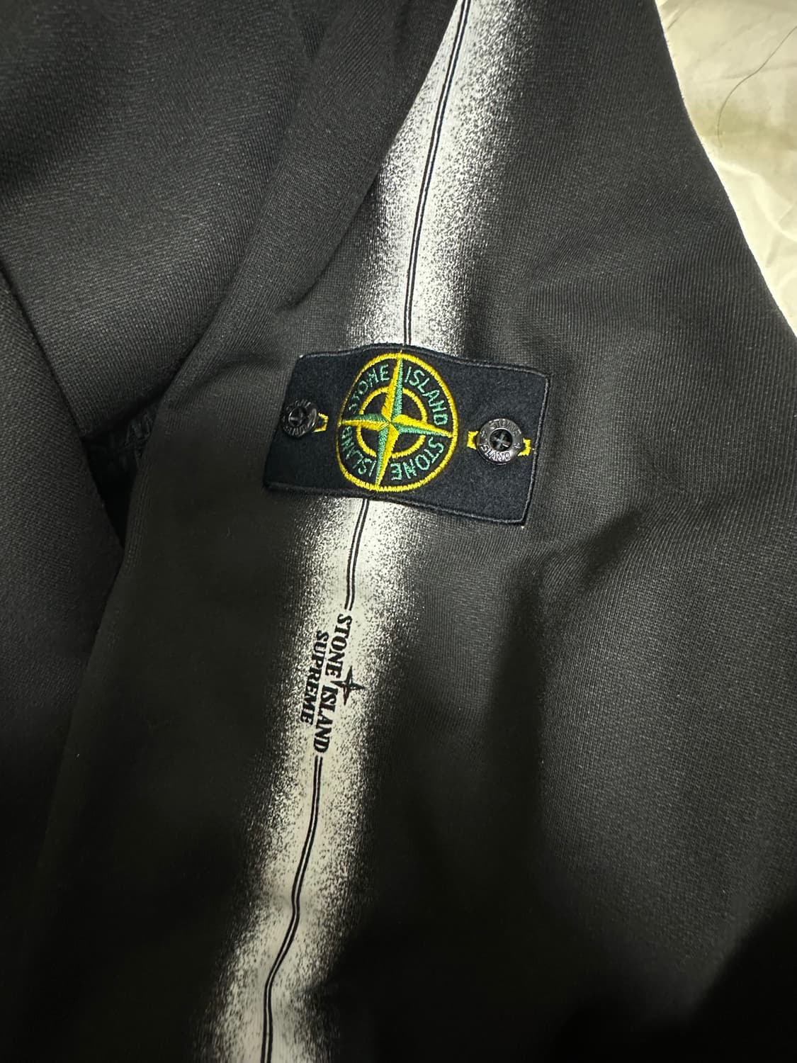 스톤아일랜드 슈프림 한정판 후드티 상품이미지6