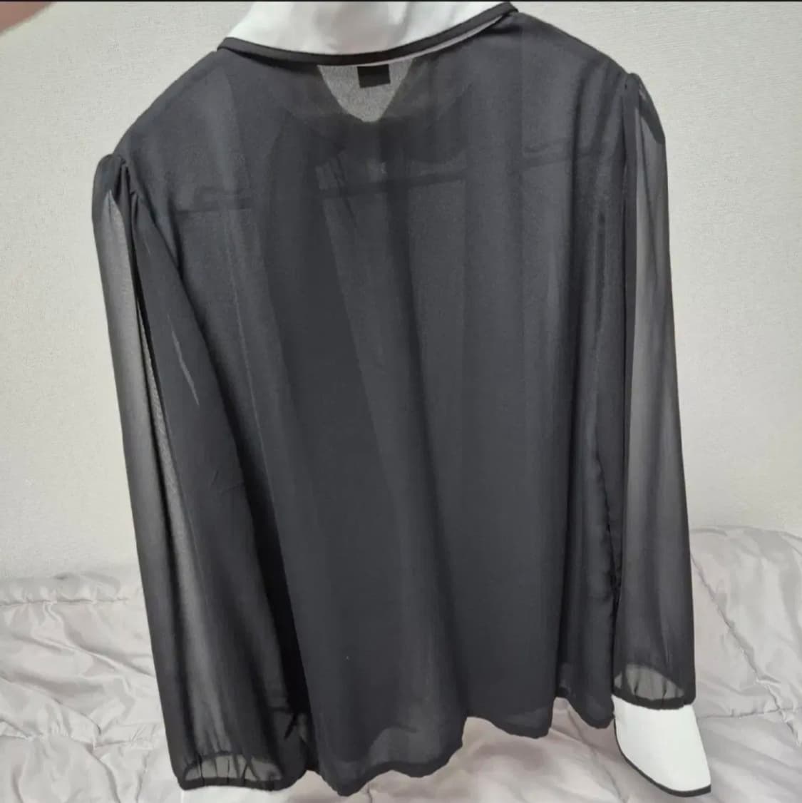 썸데이즈 자체제작 리본 블라우스 상품이미지4