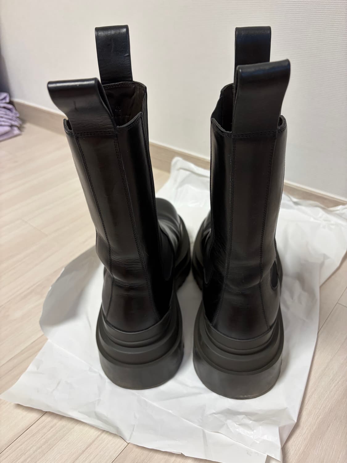 [43] 밑창 보강 보테가베네타 타이어 부츠 블랙 캠핑 상품이미지2