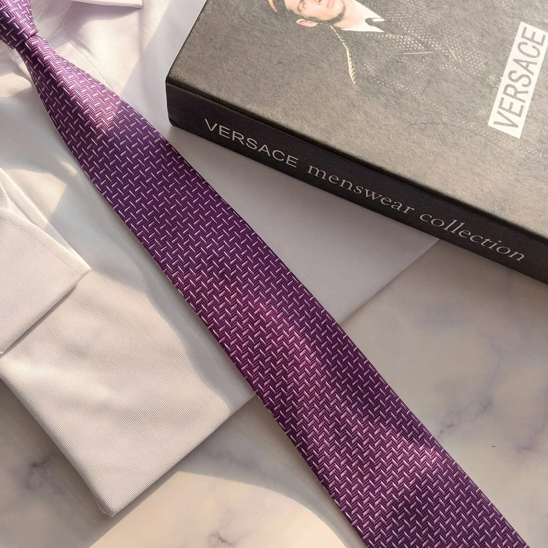 베르사체 실크 퍼플 자카드 넥타이 8.2cm A+등급 K1819
 상품이미지7
