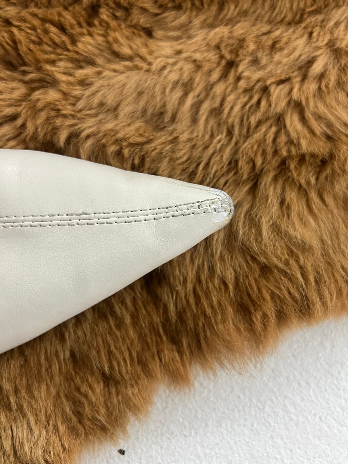 더 로우 브루주아 레더 힐  상품이미지4