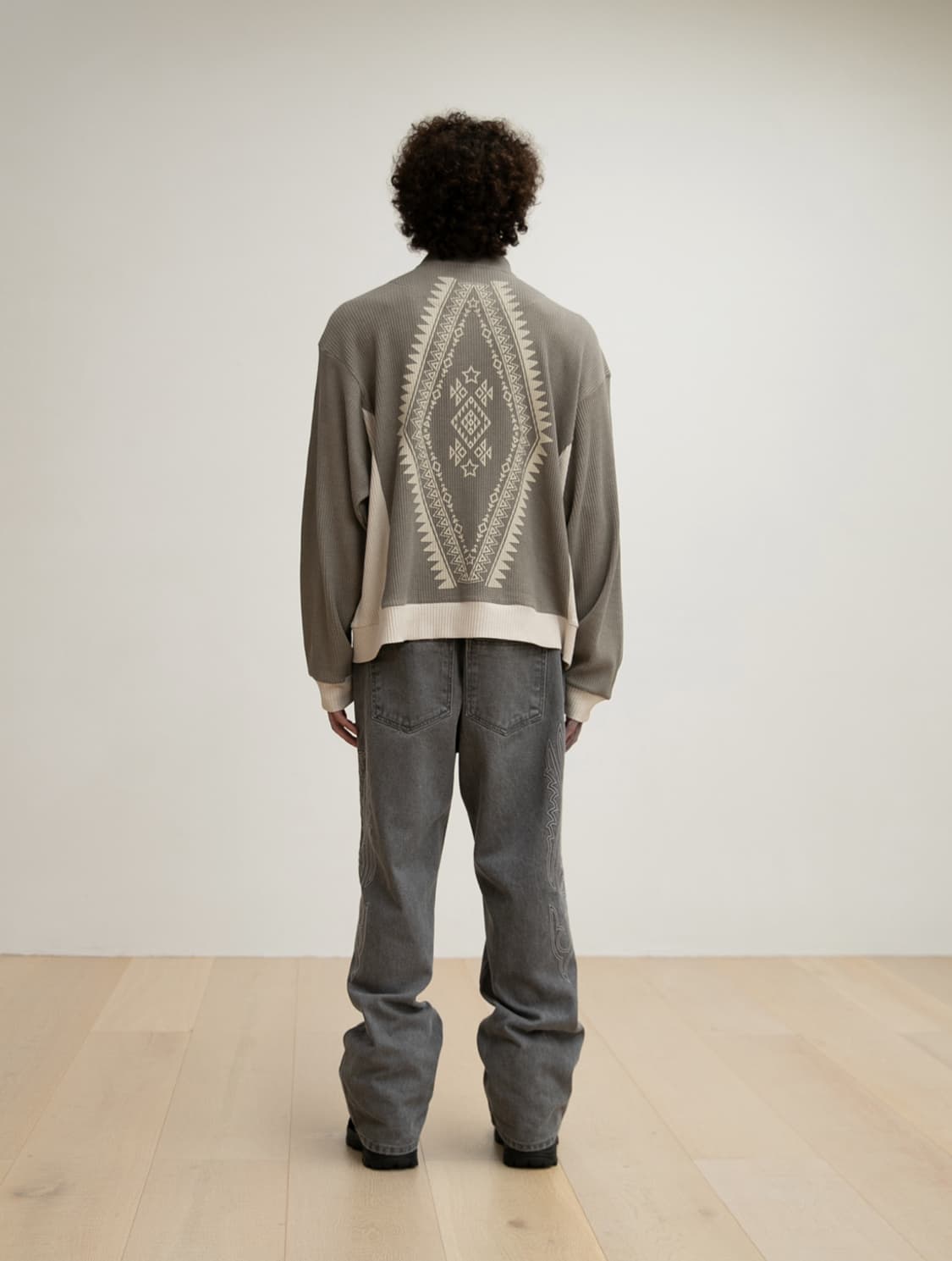 웨스켄 AZTEC SYMBOL PRINTED WAFFLE ZIP-UP 상품이미지2