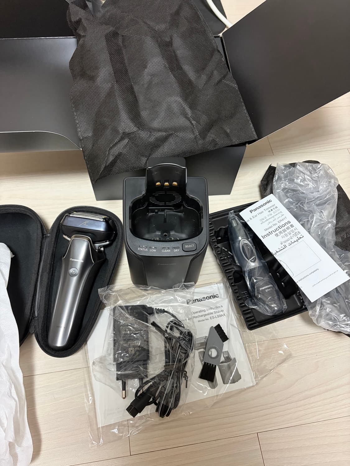 파나소닉 람대쉬 ES-LS9AX 6중날 전기면도기+콧털제거기  상품이미지3