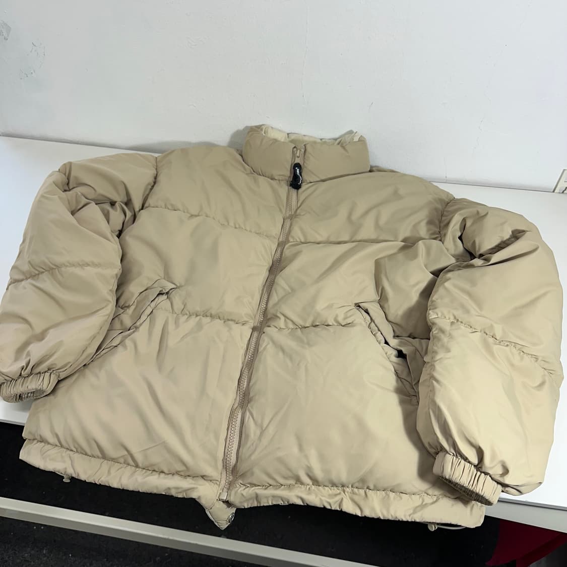 L 라퍼지스토어 베이지 리버시블 푸퍼 패딩 상품이미지1