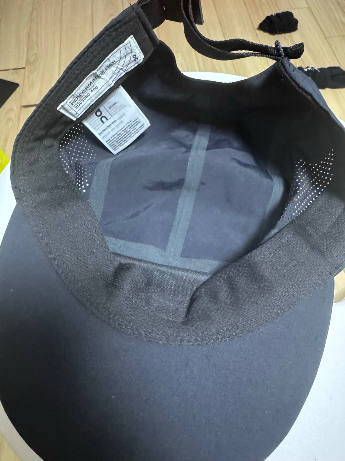 온러닝 퍼포먼스 캡 블랙 상품이미지3