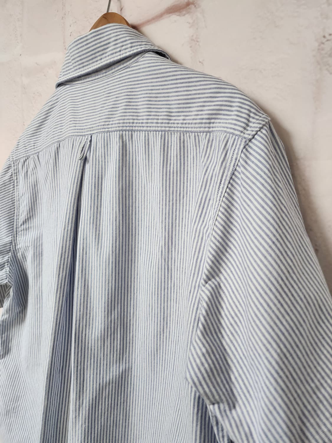 단톤 스트라이프 풀오버 셔츠 상품이미지8