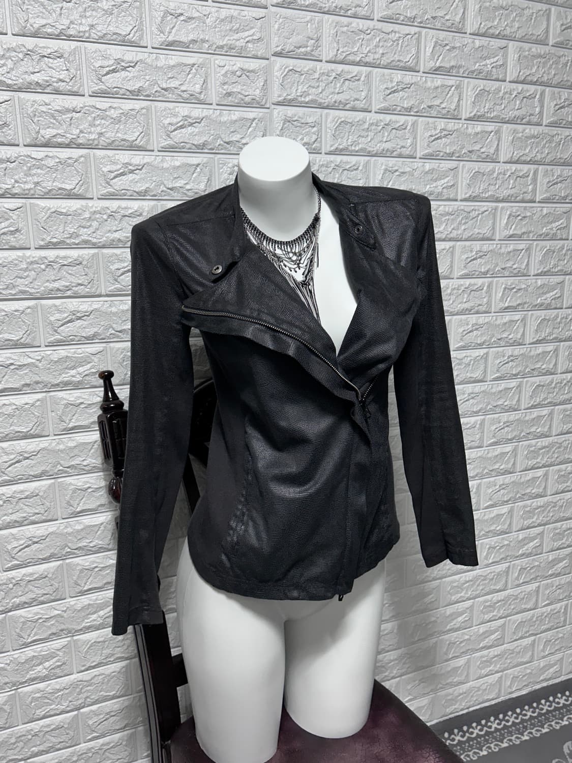 아르마니 사선 파이톤 자켓 상품이미지1