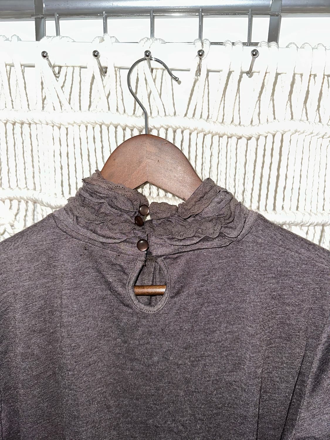 로맨틱 프릴 하이넥 슬림 티 상품이미지5