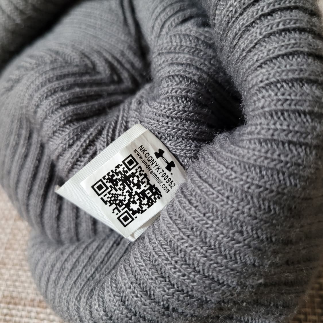 언더아머 멀티 컬러 패턴 회색/그레이 올인원 비니 S-M 사이즈 상품이미지7