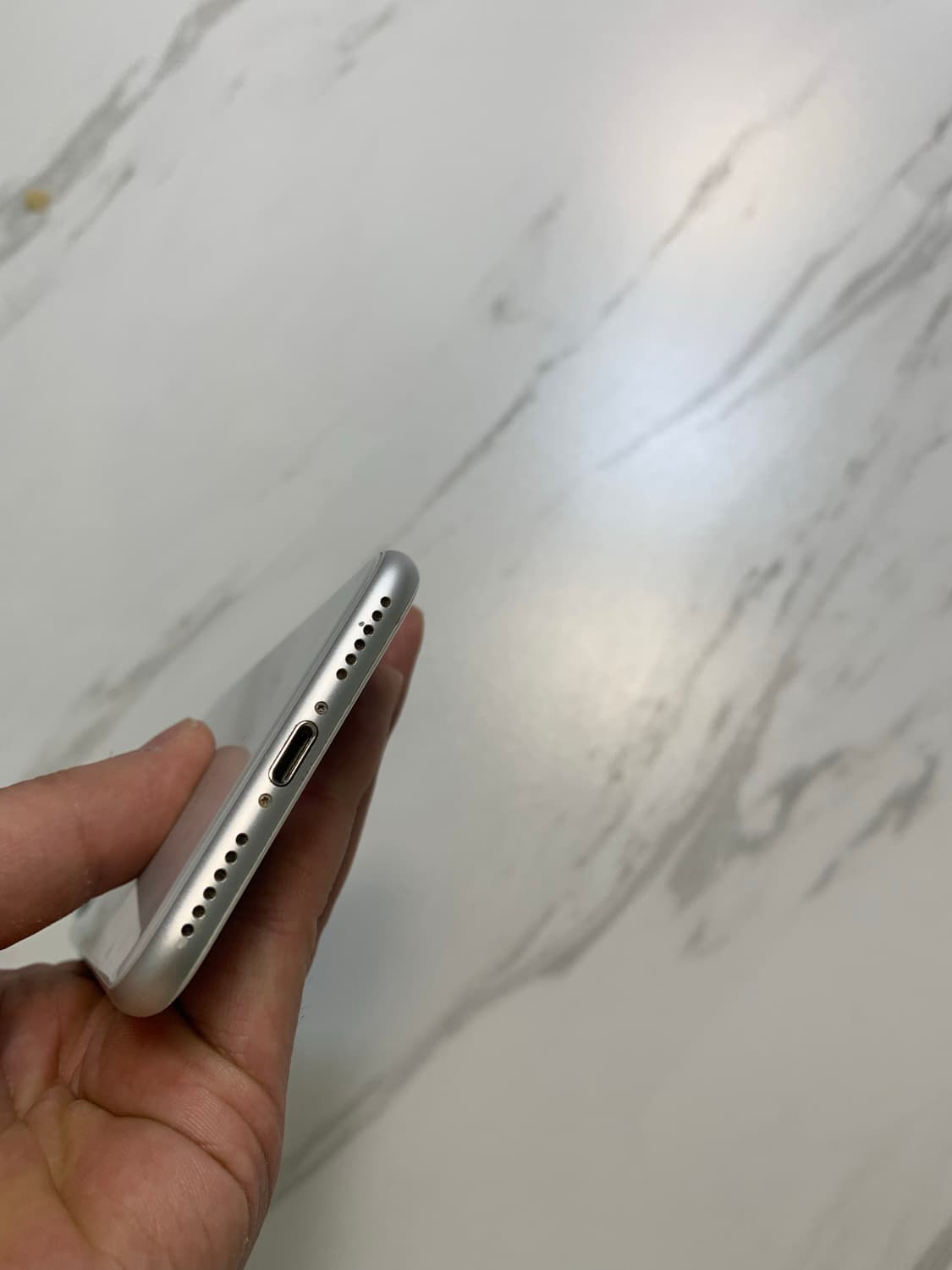 아이폰8 실버 64GB 상품이미지6