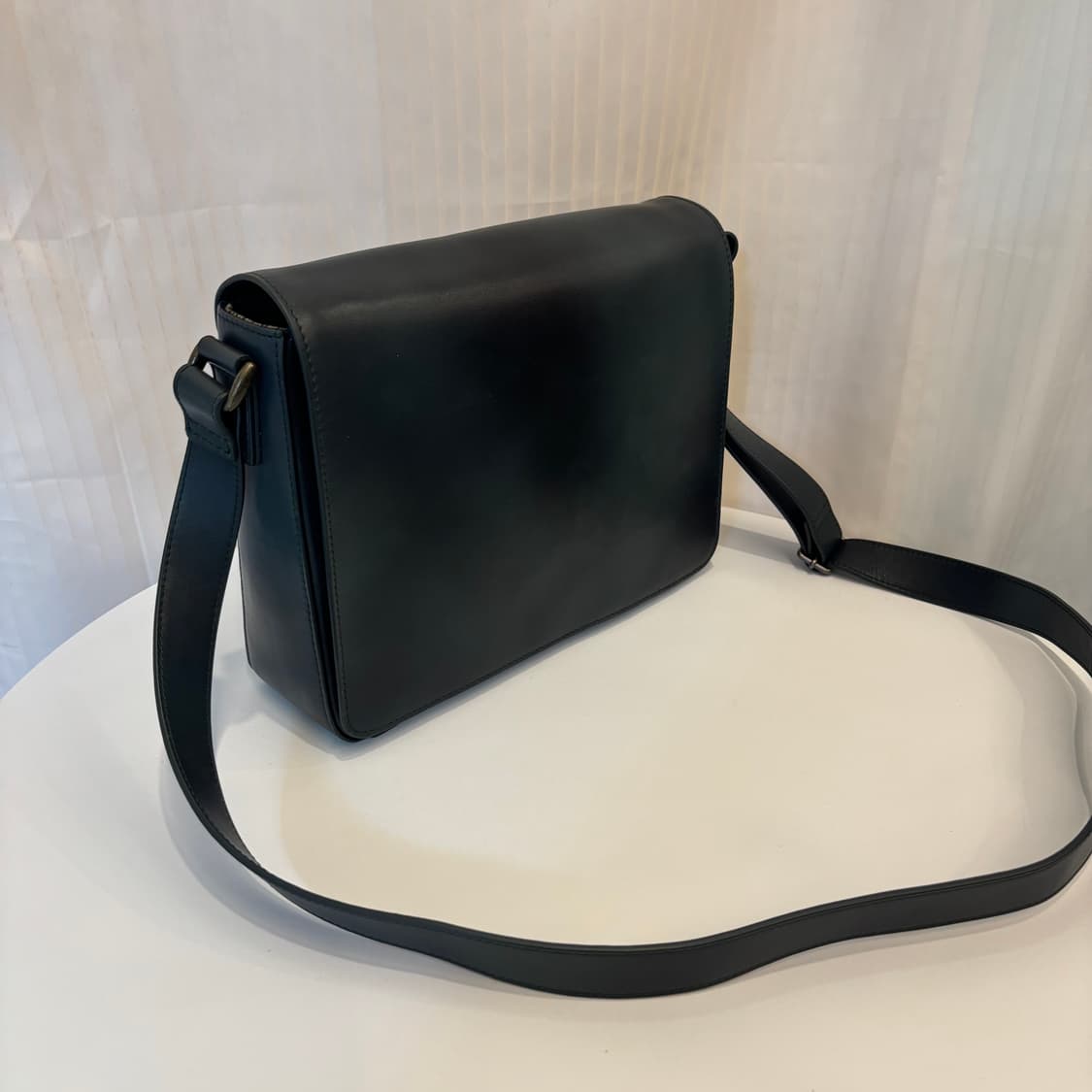 정품 MOTHERHOUSE 일본 가죽 크로스백     상품이미지3