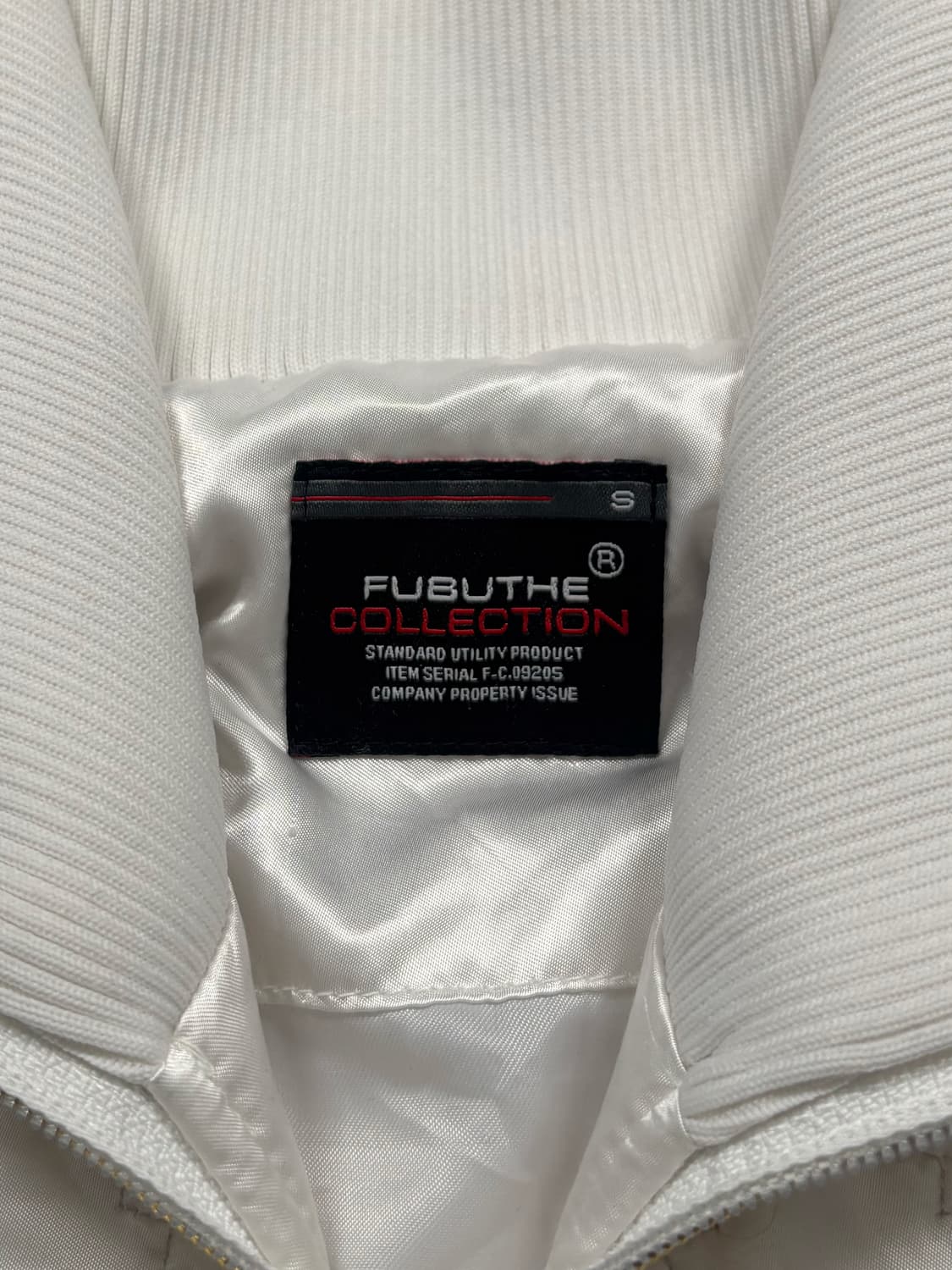 후부 화이트 하이넥 퀼팅 자켓 상품이미지5