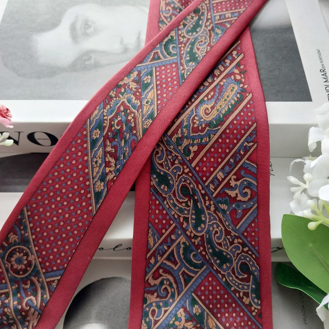 밀라숀 실크 와인 패턴 넥타이 9cm A+등급 K1925
 상품이미지3