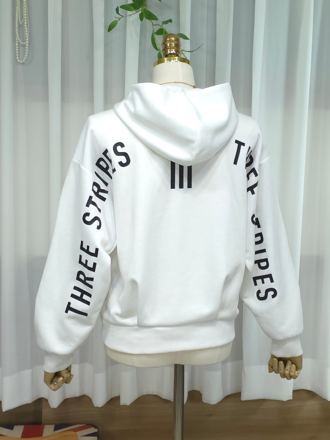 아디다스 상품이미지2