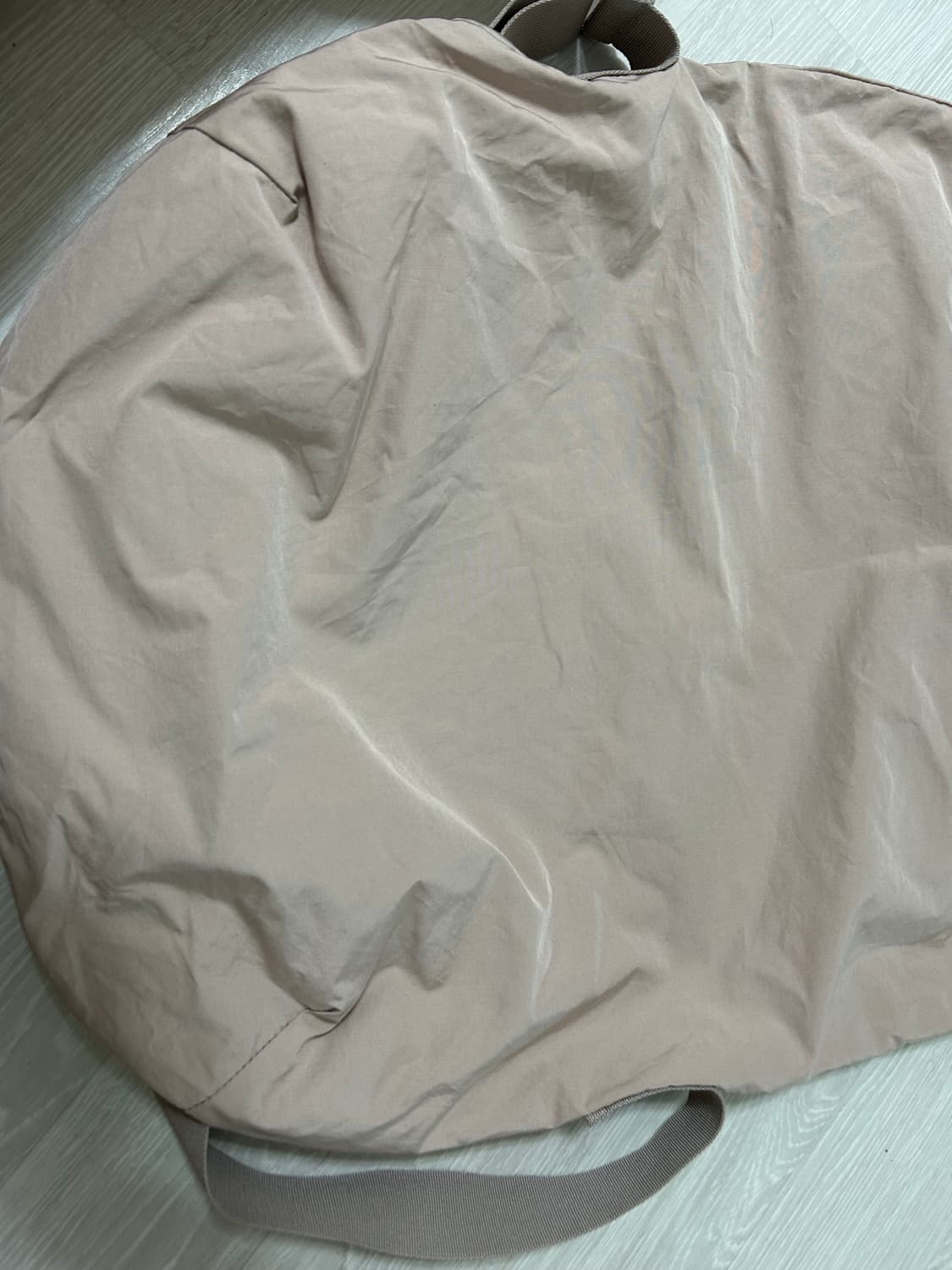 유니클로 U 드로우스트링 숄더백 핑크 상품이미지4