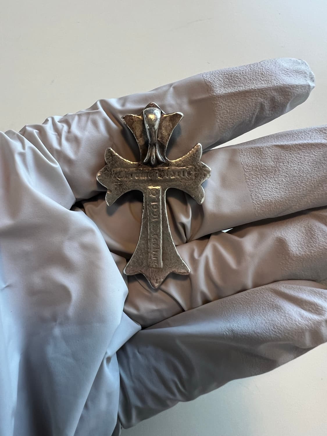 크롬하츠 스몰 크로스 펜던트 상품이미지2