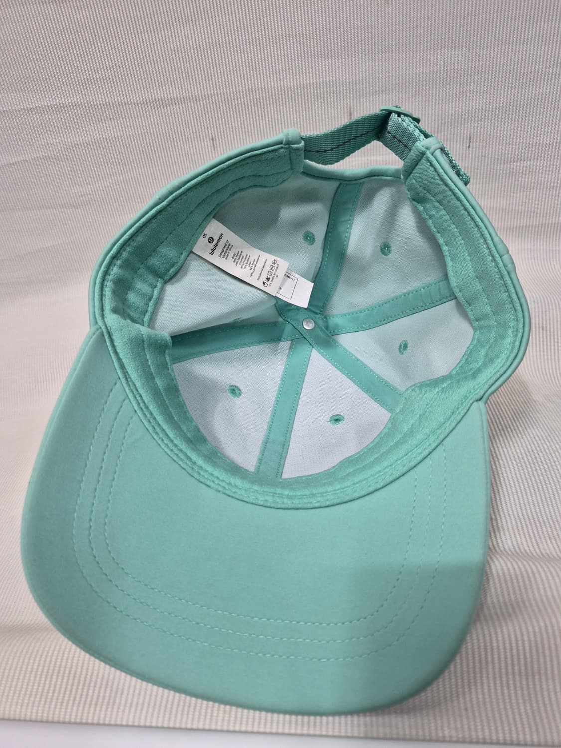 룰루레몬 민트색 볼캡 모자 상품이미지4