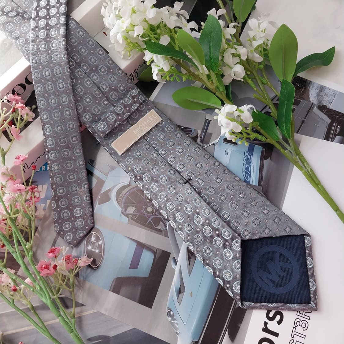 마이클코어스 실크 그레이 패턴 넥타이 8.3cm A+등급 K2129 상품이미지9