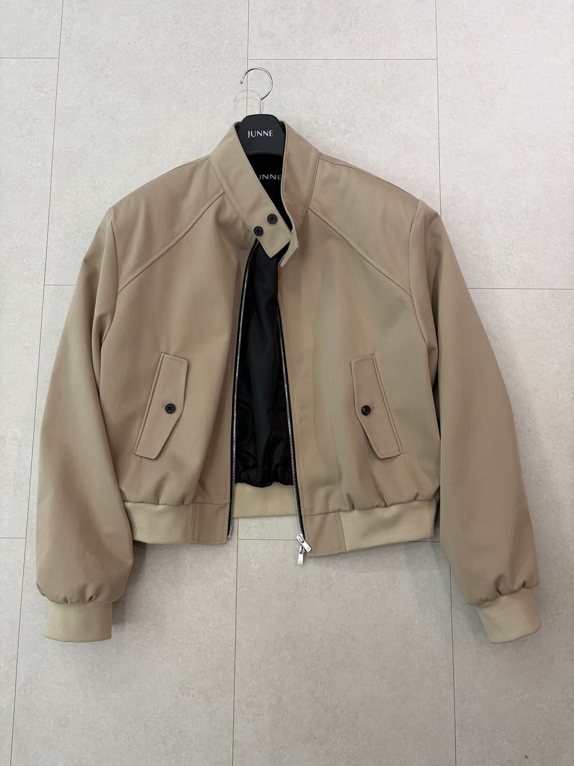 준느 바라쿠타 베이지 m 상품이미지1