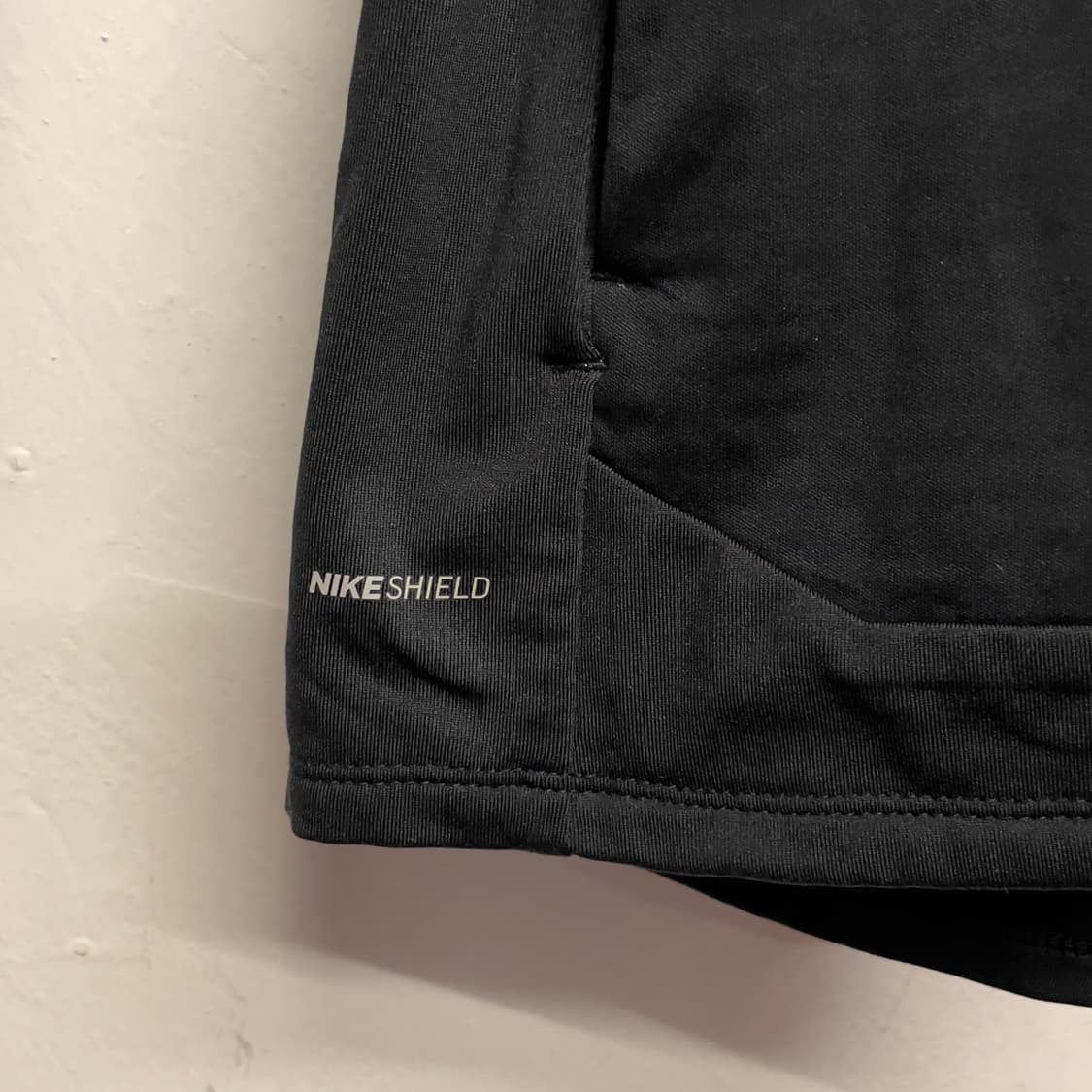 나이키 쉴드 러닝 블랙 바람막이 자켓   상품이미지4