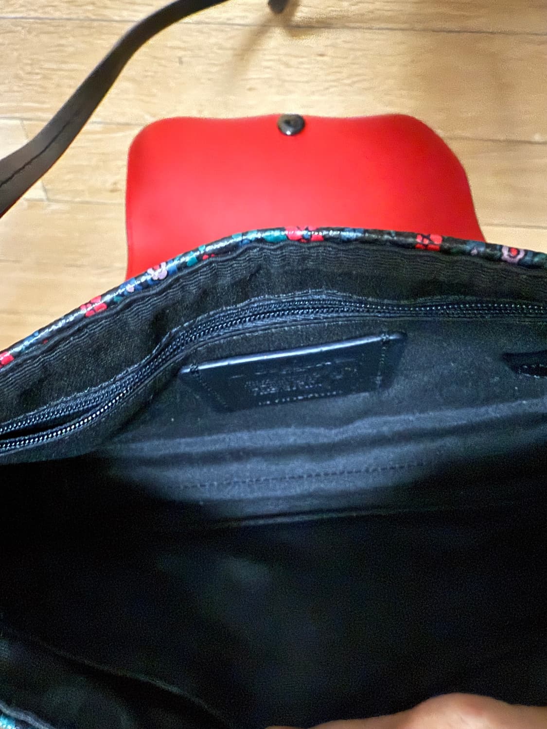 코치(Coach)의 플로럴 프린트 리버서블 크로스백  상품이미지5