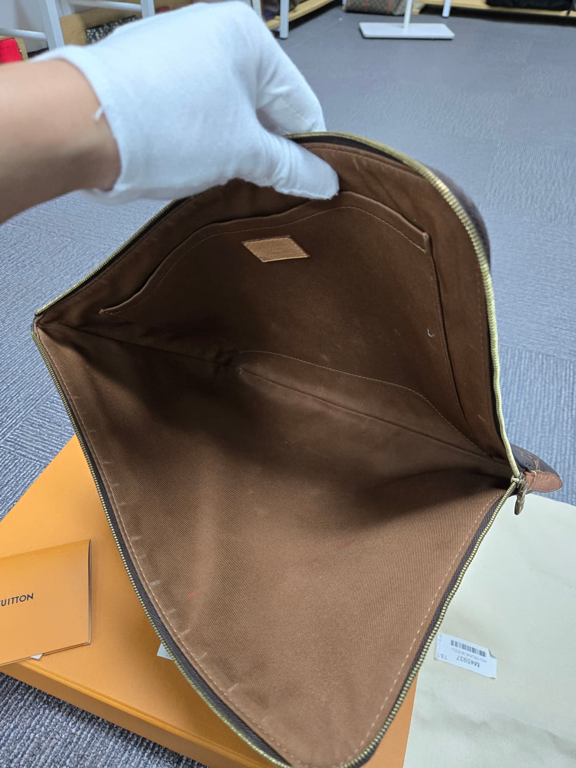 [특가][정품]루이비통 에튀보야쥬mm 클러치백 상품이미지4