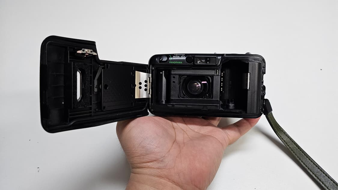 작례O 극희소 최상위 트림 명품 올림푸스 lt zoom 105 필름카메라 상품이미지9