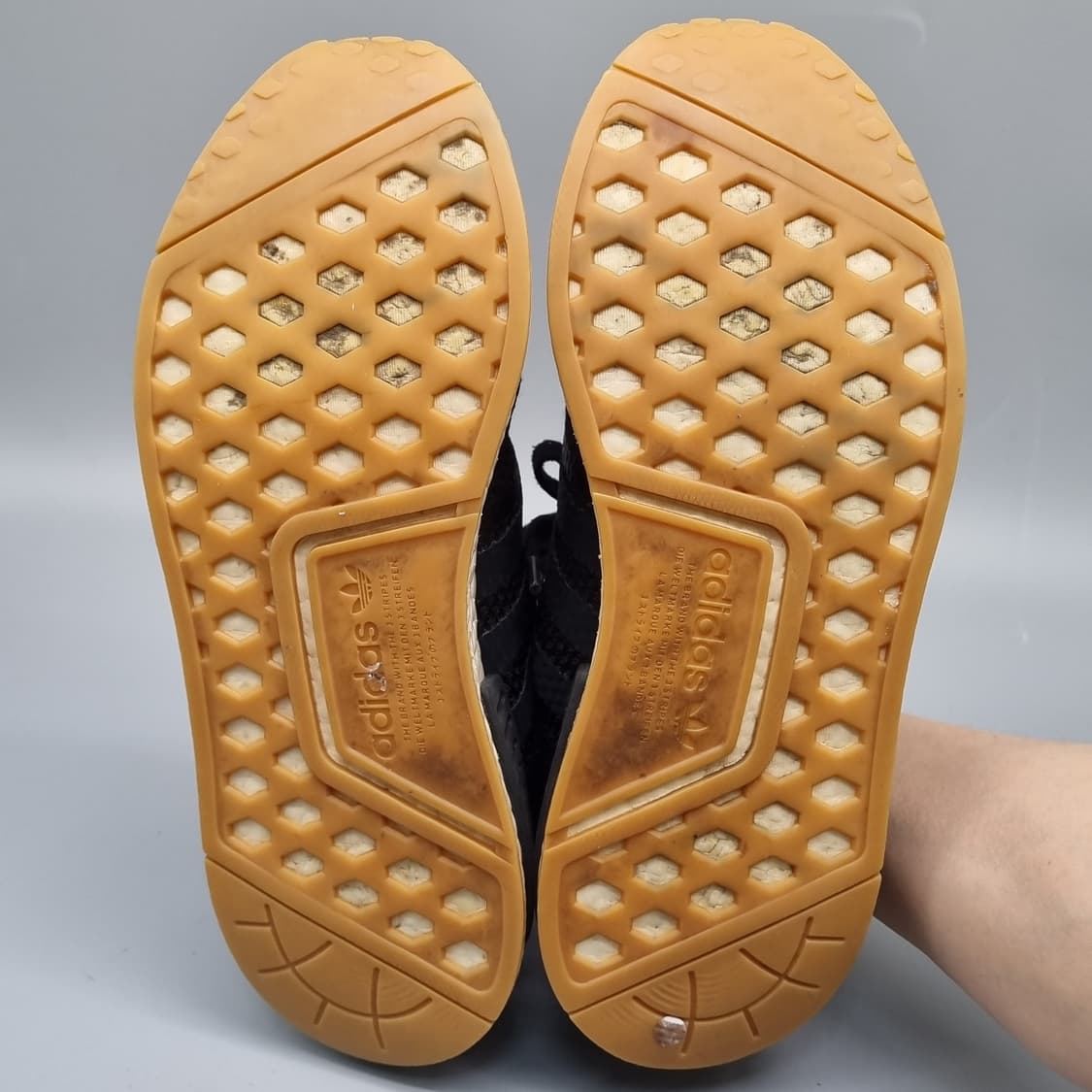 아디다스 NMD R1 남성운동화275 상품이미지3