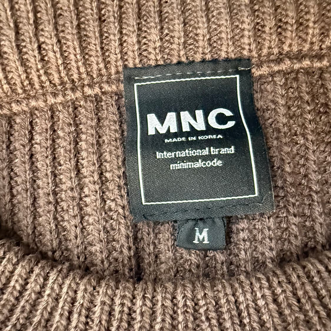 M 미니멀코드 세미오버 라운드 니트 0401T 상품이미지3