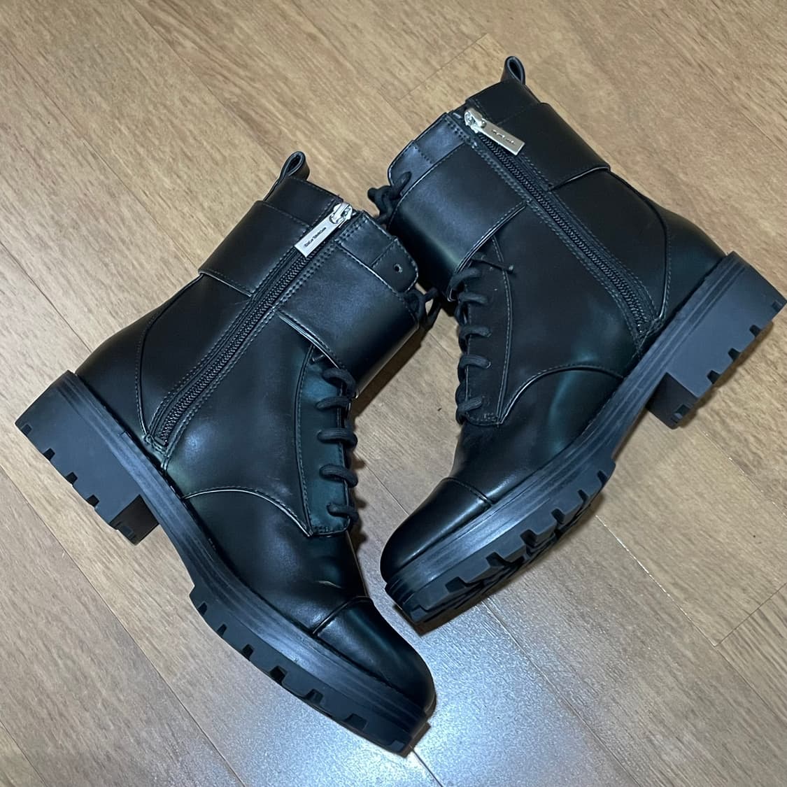 마이클코어스 가죽 앵클부츠 240 상품이미지7