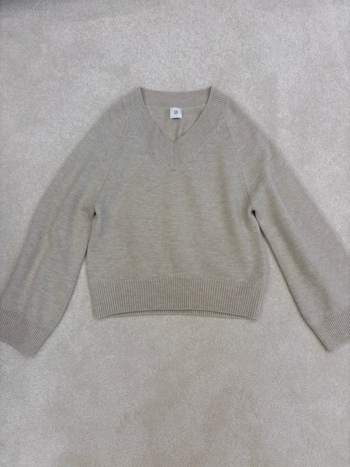 유메르 줄리아 브이 크롭 니트 상품이미지8