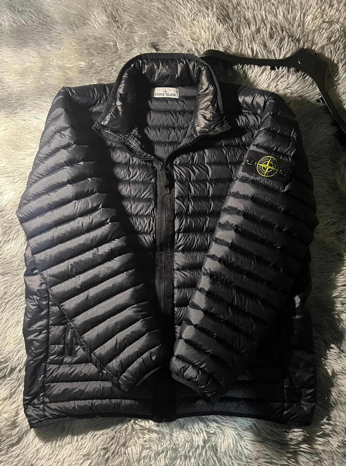 23fw/ 스톤아일랜드 룸우븐 경량패딩 상품이미지1