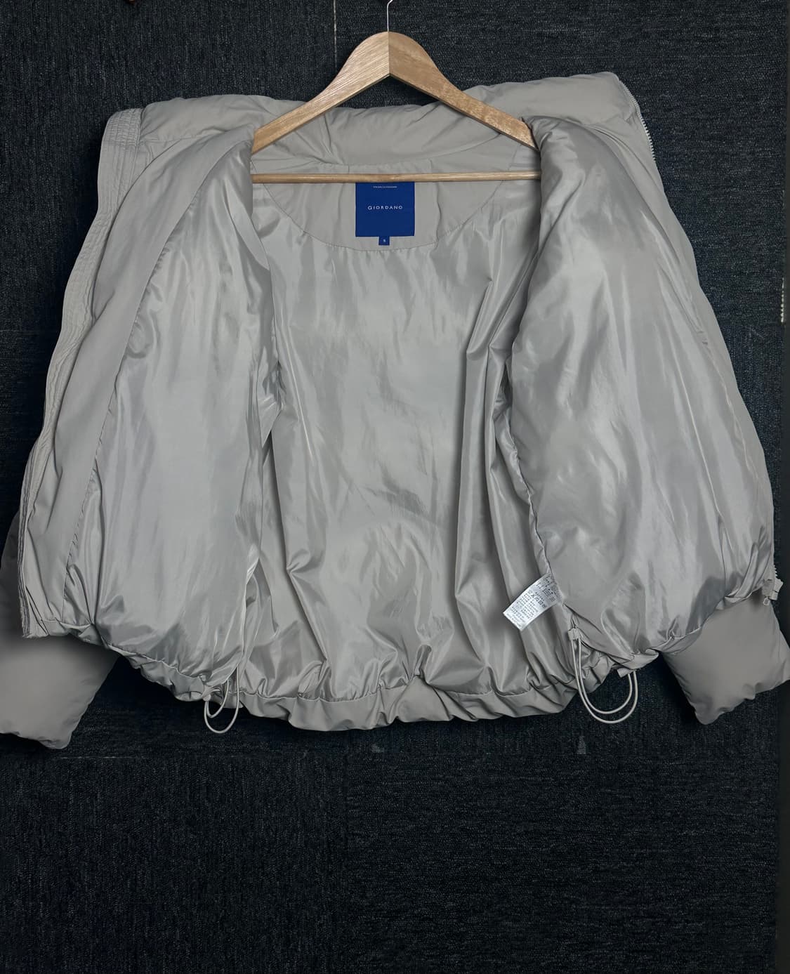 지오다노 여성 숏패딩 S 라이트 베이지 상품이미지3