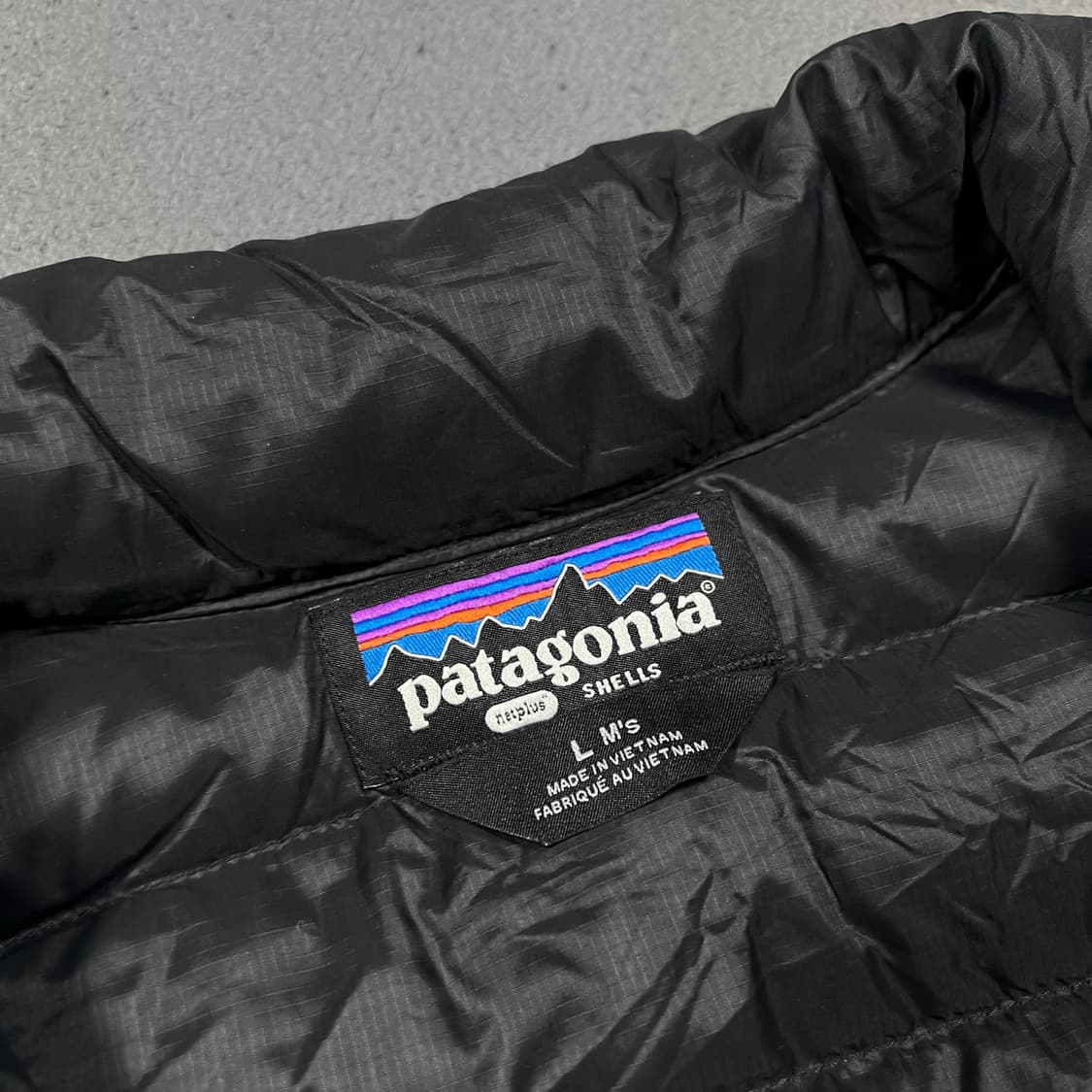 파타고니아 다운 스웨터 베스트 경량 패딩 상품이미지3