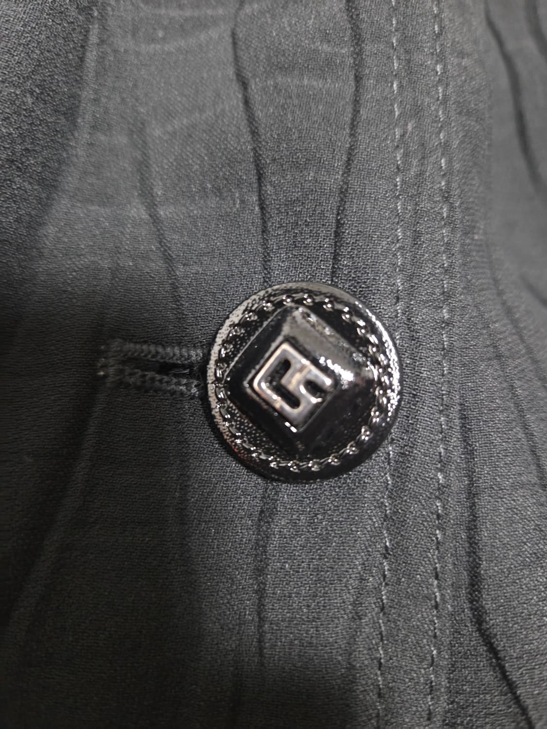 지아니 베르사체 메두사 세이프티 핀 코트 상품이미지5